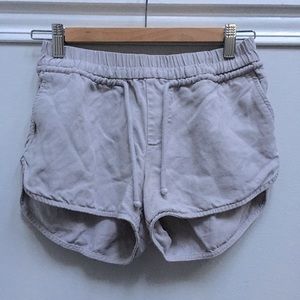 Aritzia Wilfred free shorts